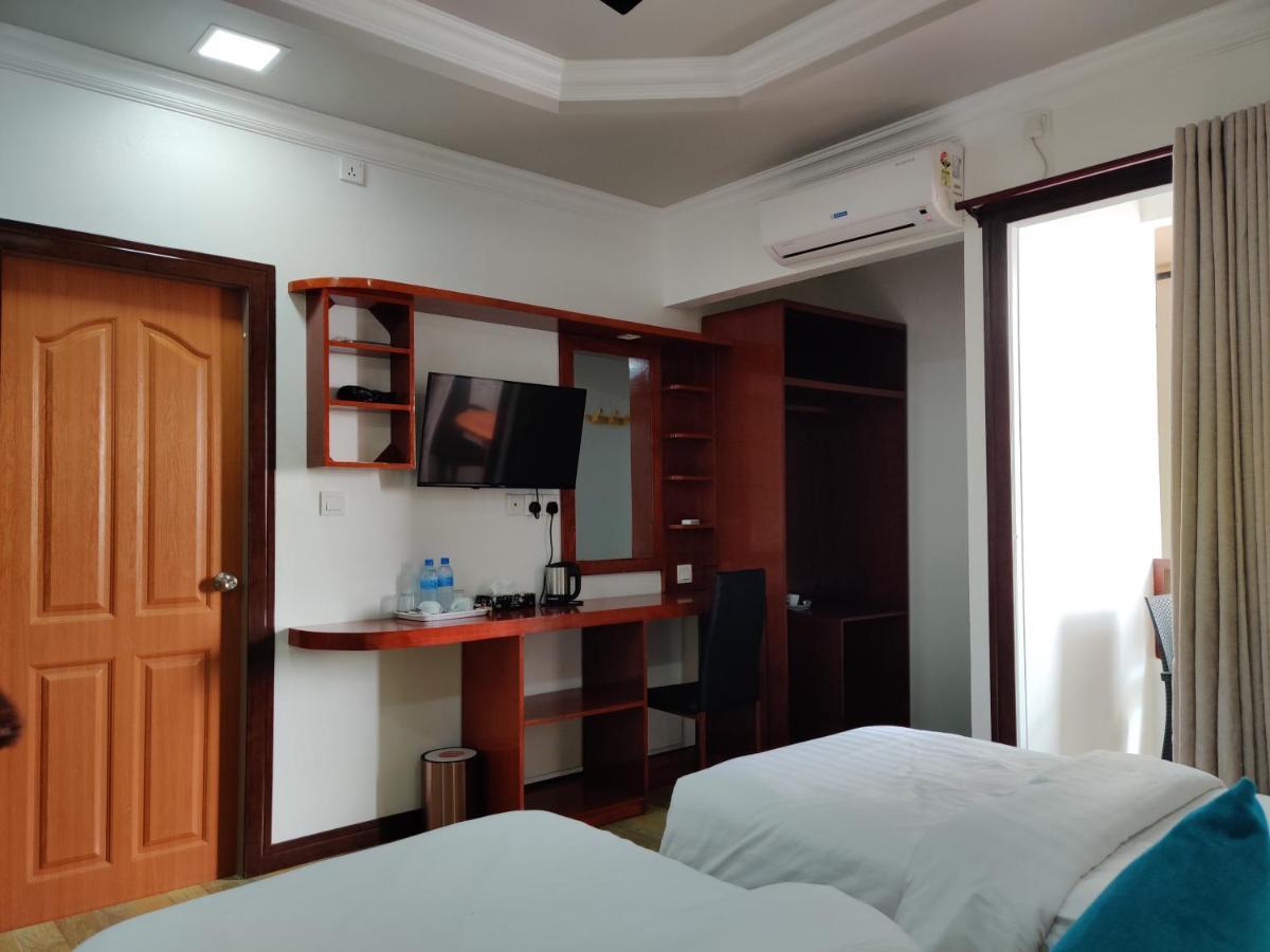 Athens View Hotel Guraidhoo  Extérieur photo
