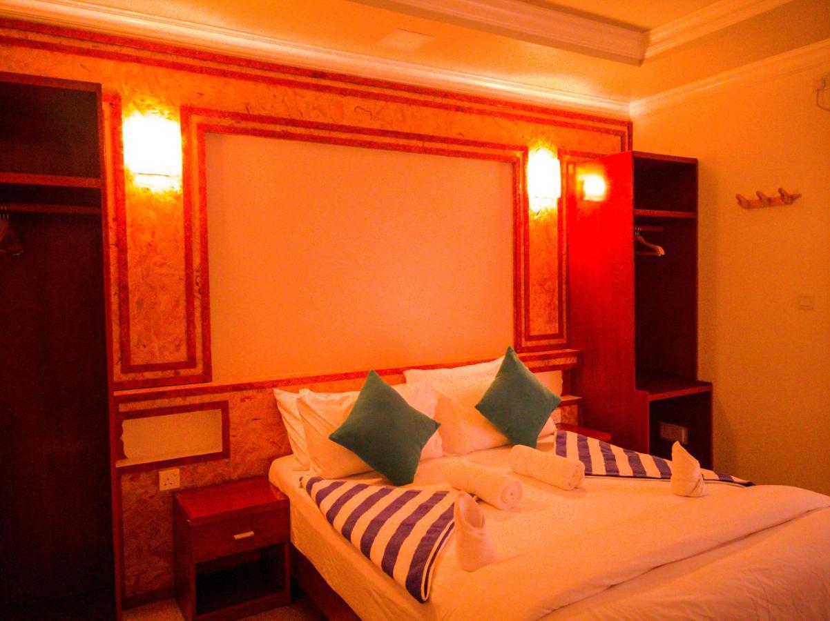 Athens View Hotel Guraidhoo  Extérieur photo
