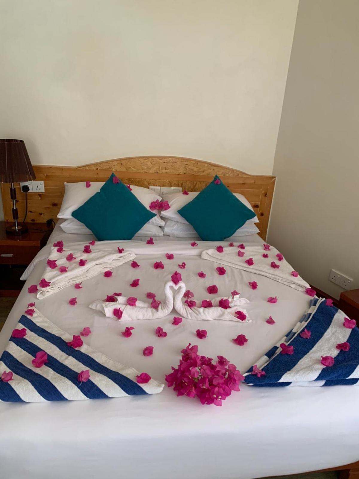Athens View Hotel Guraidhoo  Extérieur photo