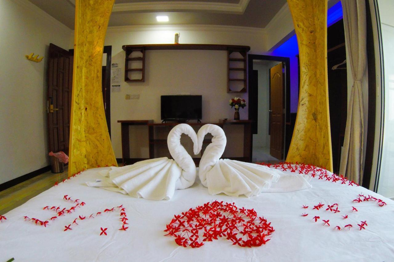 Athens View Hotel Guraidhoo  Extérieur photo